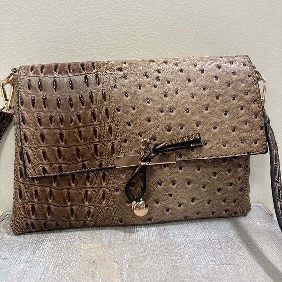 LE Miel Vegan Shoulder Bag  NWT - Picture 1 of 7